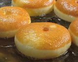 Foto langkah ke 6 dari resep Donat Kentang.