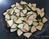 Foto langkah ke 1 dari resep Orak Arik Tahu Telor Zucchini #diet.
