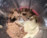 A picture of step 1 of Choco-tahini energy balls - vegan.