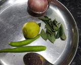 A picture of step 1 of 5 minutes kanda poha.