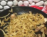 Foto langkah ke 3 dari resep Fast Cooked Chicken Noodle.