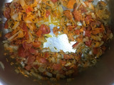 Arroz con vegetales y pollo