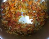 Foto del paso 2 de la receta: Arroz con vegetales y pollo