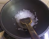 A picture of step 1 of Carrot caramel pudding.