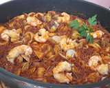 Foto del paso 7 de la receta: Fideos tostados con rape y marisco