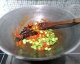 Foto langkah ke 3 dari resep Sambel pete cumi asin.