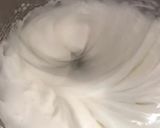 Foto del paso 2 de la receta: Pavlova de piña con pastelera