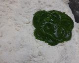 பாலக் முறுக்கு (palak murukku recipe in tamil) ரெசிபி ஸ்டேப் 2 புகைப்படம்