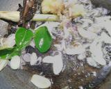 Foto langkah ke 3 dari resep Soup Ikan Tenggiri.