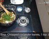 A picture of step 3 of Veg cutlets with methi and palak.