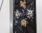 Foto langkah ke 5 dari resep Fudgy brownies shiny crust.