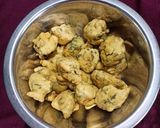 A picture of step 7 of Methi na bhajiya Methi bhaji.