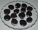 Foto del paso 12 de la receta: “Trampantojo Galletas OREO” de Aceitunas negras, crema de queso y pimentón