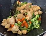Foto del paso 4 de la receta: Noodles de arroz, pollo y verduras