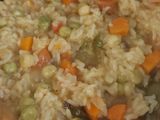 Arroz colorido con arvejas secas