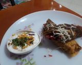 ચિઝ ચીલા સલાડ રોલ (Cheese Chilla Salad Roll Recipe in Gujarati) રેસીપી સ્ટેપ5ફોટો