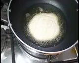 A picture of step 2 of Suji halwa milk dip.