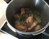 Foto del paso 3 de la receta: Conejo en salsa de Jerez