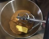 A picture of step 2 of New Years Pie (Banoffee Pie).