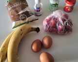 Foto del paso 1 de la receta: Muffins de banana y frutilla🍌🍓 Aptos SIBO