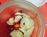 Hình bước làm 2 của món Muối Ruốc Thái