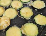 Foto langkah ke 3 dari resep Jeon zukini.