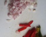 Foto del paso 1 de la receta: Sofrito de atún y papas♡