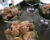 Foto del paso 1 de la receta: Ensalada de pulpo y gambas con salsa tártara