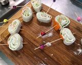 Une image de l'étape 10 de Roulés apéro au concombre, surimi et crème de feta.
