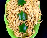 A picture of step 6 of Veg hukka noodles.