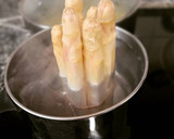 Foto del paso 4 de la receta: Espárragos blancos rellenos