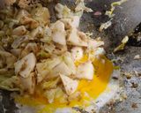 Gambar langkah 4 resipi 22:6:26 - Nasi Impit Goreng Telur.