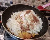 A picture of step 3 of Grated cauliflower crumble paneer bhurji.