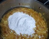 A picture of step 4 of Rice flour potato balls.