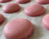 A picture of step 6 of Macarons.