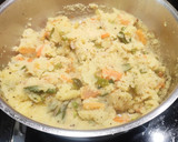 ரவா வேர்க்கடலை கிச்சிடி (Rava Groundnuts kichidi recipe in tamil) ரெசிபி ஸ்டேப் 8 புகைப்படம்