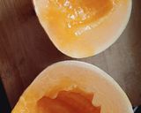 A picture of step 1 of Muskmelon Orange jam.