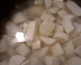 A picture of step 1 of Mashed Potatoes and Meatball Sauce.