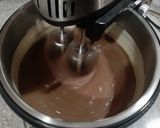 Foto langkah ke 4 dari resep Chocolate Cake.