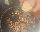 Foto del paso 3 de la receta: Risotto de setas