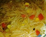 صورة لخطوة 2 من وصفة شوربه شعريه بالخضار و الزعتر لذيذه 😋❤️