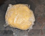 A picture of step 3 of Apple pear pie.