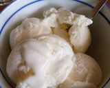 A picture of step 5 of Effortless Vanilla Icecream (with finowhip).