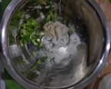 Foto langkah ke 2 dari resep Pangsit Bawang (left over).