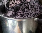 Foto langkah ke 6 dari resep Bolu Cokelat Keju Lilsoft.