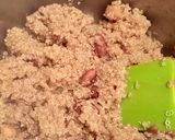 A picture of step 4 of Qinoa & peanuts breakfast porridge (Vegetarian).