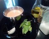 Foto del paso 1 de la receta Salsa de tomate y albahaca