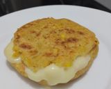 Foto del paso 1 de la receta: Arepa🫓de calabacin🥯y zanahoria rellena de pollo🍗queso🧀cebolla🧅caramelizada y salsa de ajo🧄🌿🥯