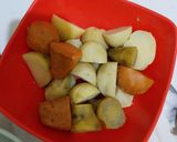 Foto langkah ke 1 dari resep Gamja Jorim (Korean Braised Potatoes).