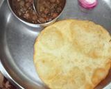 A picture of step 3 of Bhature.
